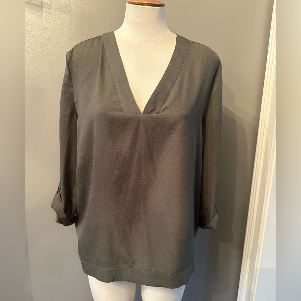 Elegant V-Neck Green Blouse